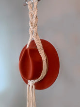 Load image into Gallery viewer, Macrame Hat Holder - Chain
